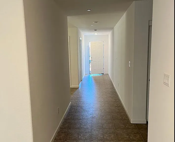 665 Marcus St — Photo 14