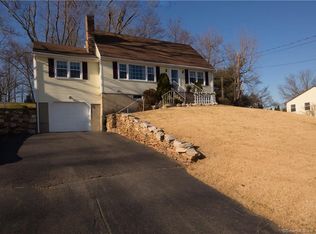 63 Hillside Rd, Cromwell, CT 06416