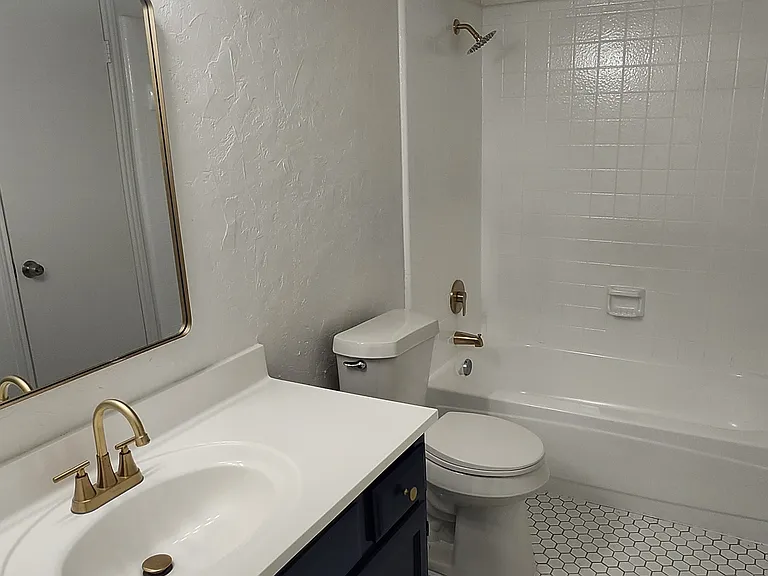 4621 Waterway Dr — Photo 4