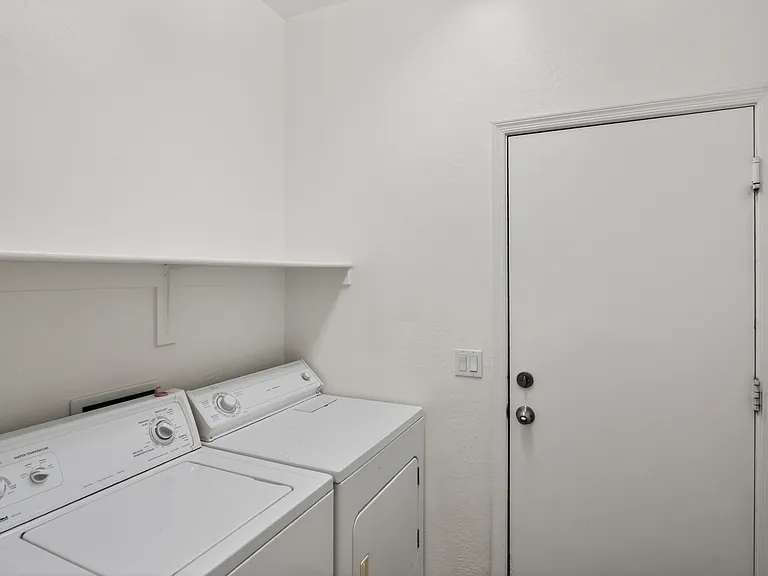 7665 E Dusty Boot Rd — Photo 16