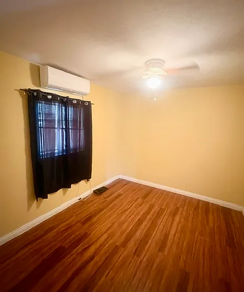 814 Fresno St — Photo 7