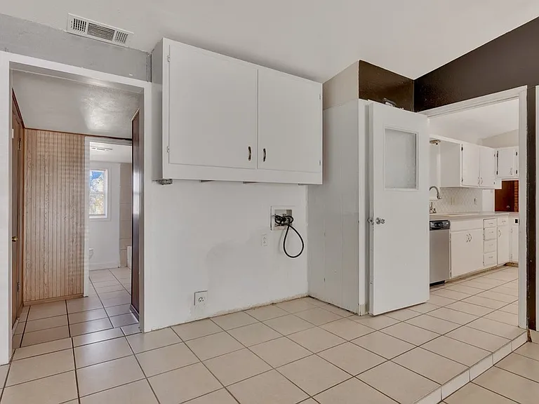 3524 W Shandon Ave — Photo 19
