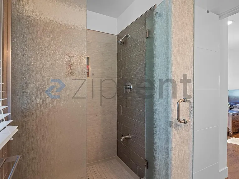 1701 Whitham Ave — Photo 53