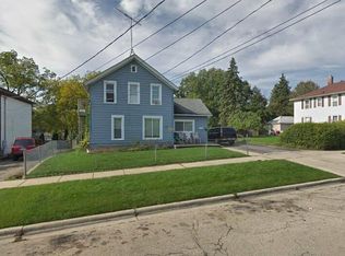 264 N Jackson St, Elgin, IL 60123