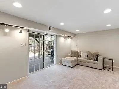 5807 Banning Pl — Photo 16