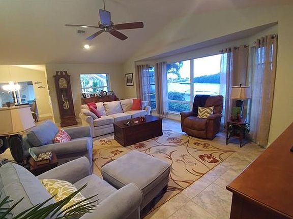 4th image of 1417 Pine Island Ct