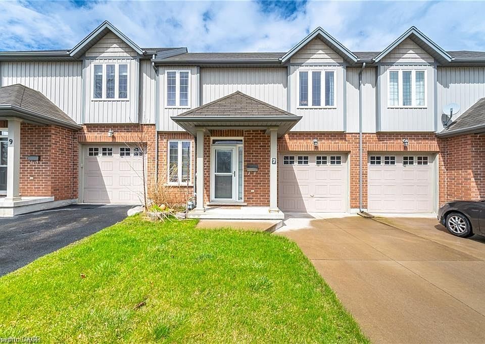 1st image of 7 Glory Hill Rd