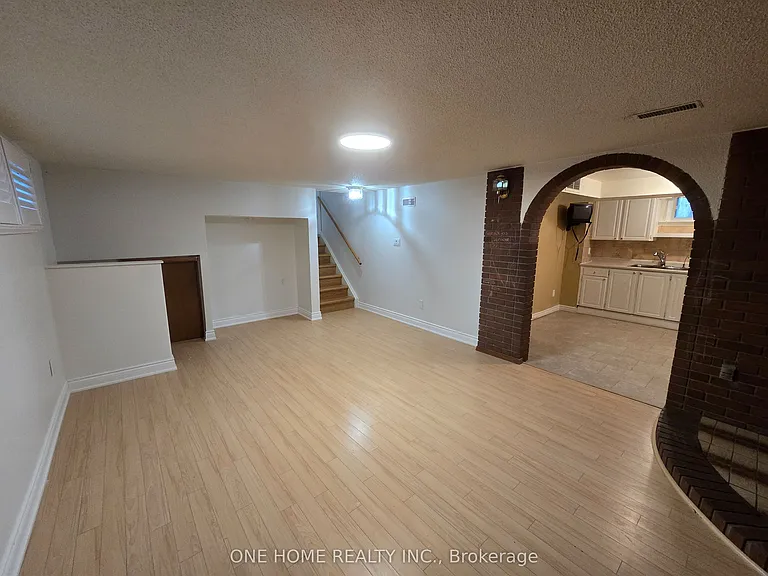 223 Elmwood Rd — Photo 26
