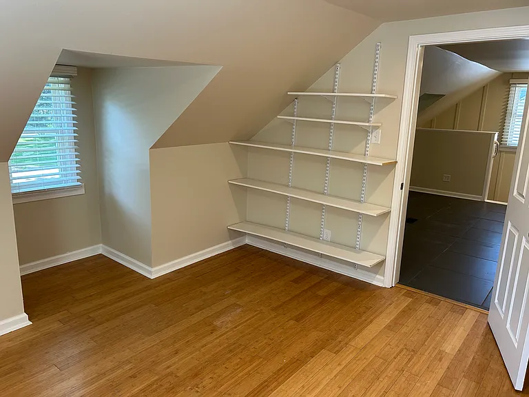 317 Wood St — Photo 16