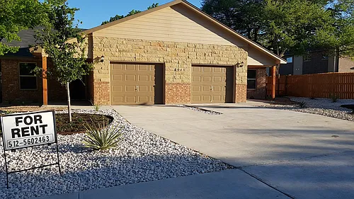 712 Circle Diamond Ln Photo 1
