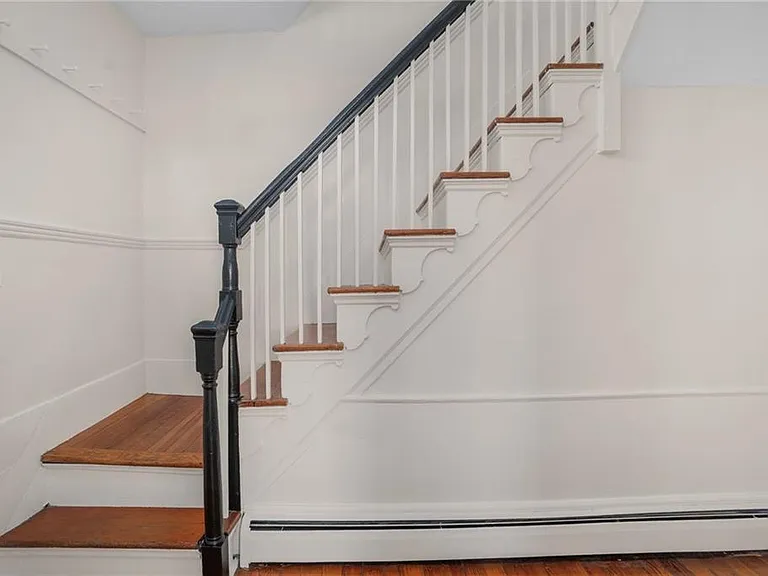 14 Elm St — Photo 25