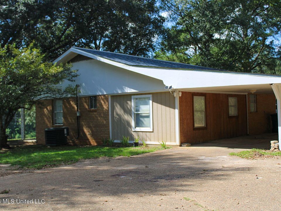 1st image of 1034 Oak Tree Ln
