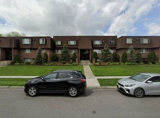 1318 N Wood St APT J, Griffith, IN 46319