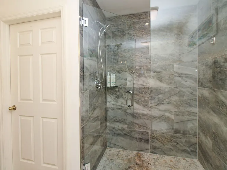 519 Roma Ct #3206 — Photo 39