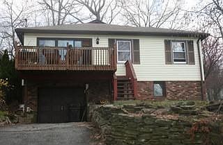 1st image of 28 Bonaparte Point Dr