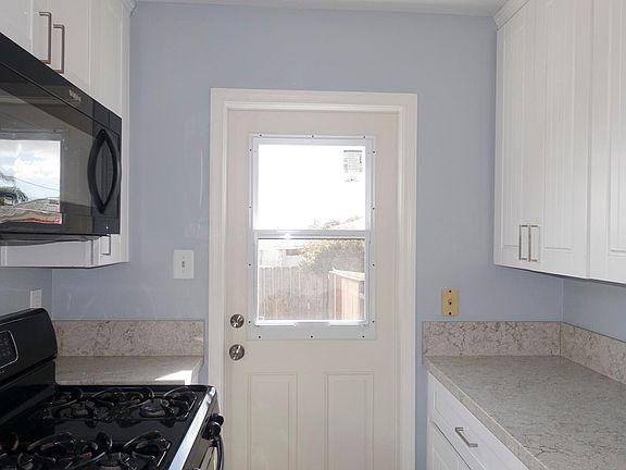 4th image of 3047 Ulric St