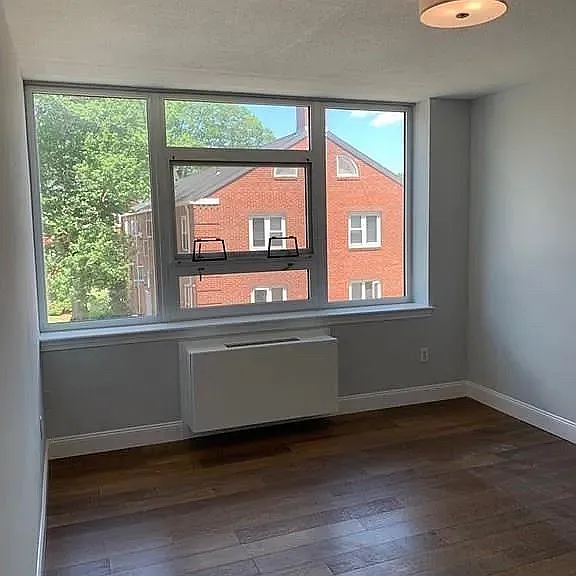 20 Hammond Pond Pkwy #206 — Photo 17