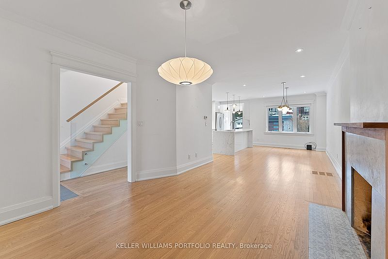 Toronto House for rent - 3 Bedrooms — photo 8