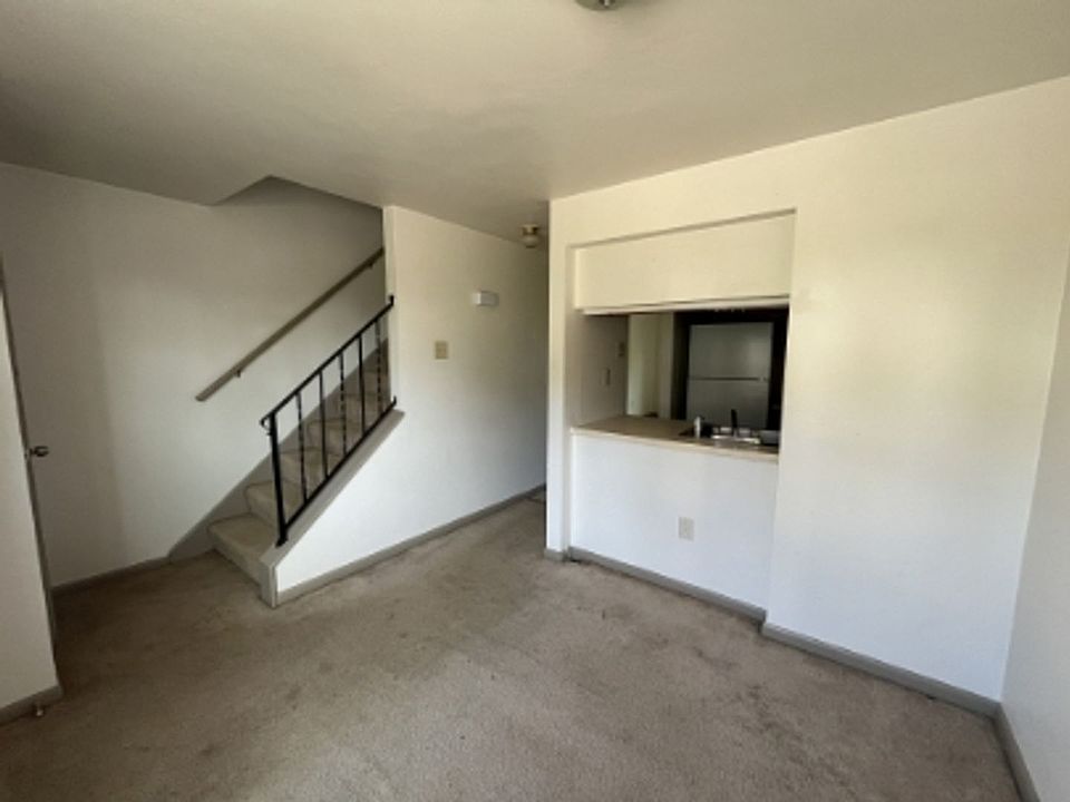 1st image of 341 Dersam St #1
