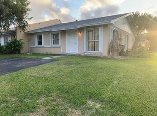 10361 SW 209th Ln, Cutler Bay, FL 33189