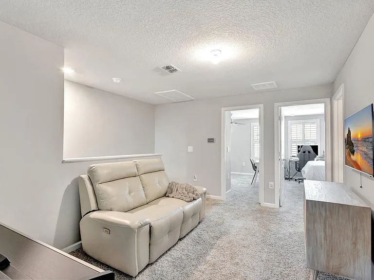 345 SE Angler Dr — Photo 26