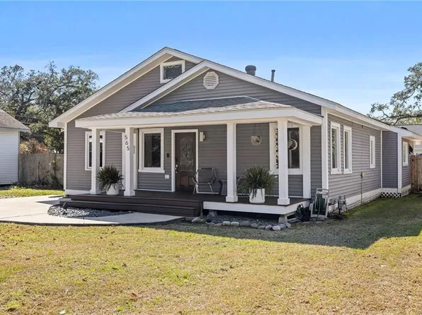 565 S 4th St, Ponchatoula, LA 70454