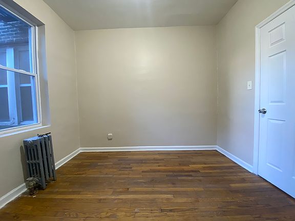 1st bedroom