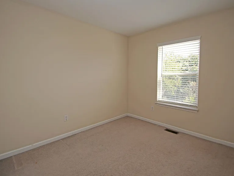 1260 Old Richmond Cir — Photo 17