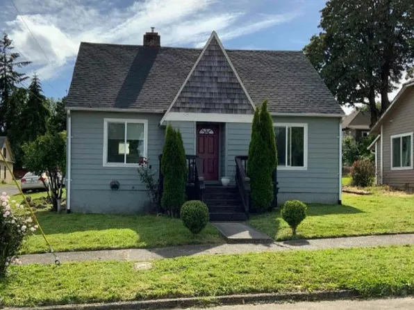 611 NE C St, Willamina, OR 97396