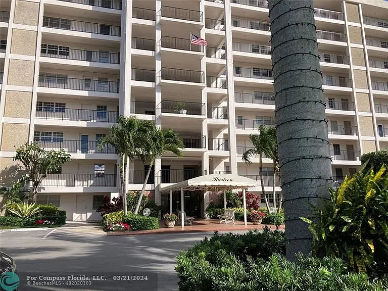 3300 N Palm Aire Dr #606 — Photo 1
