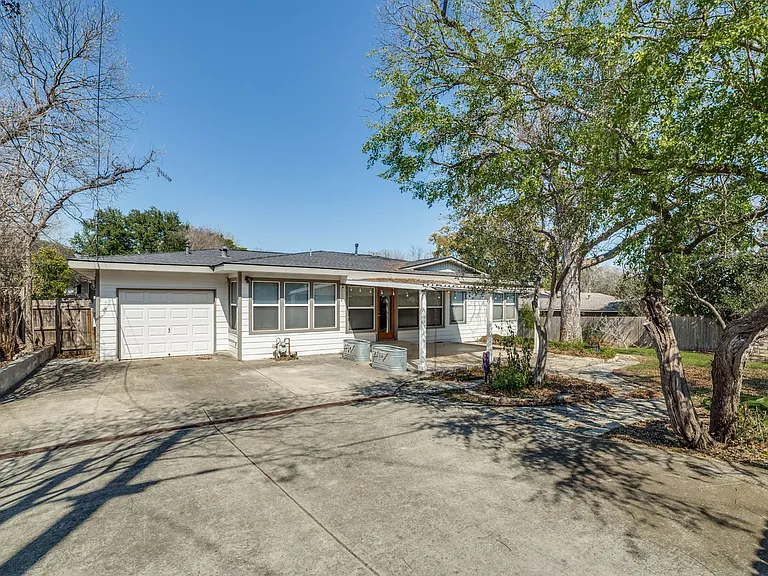244 Halcyon Pl — Photo 25