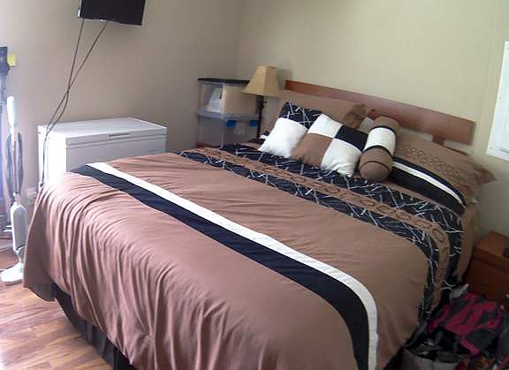 5th image of 3349 South St #247