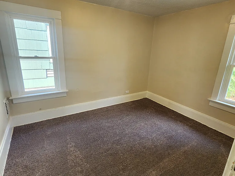 3117 Holland St — Photo 10
