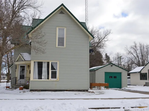 209 N Lake St, Syracuse, IN 46567