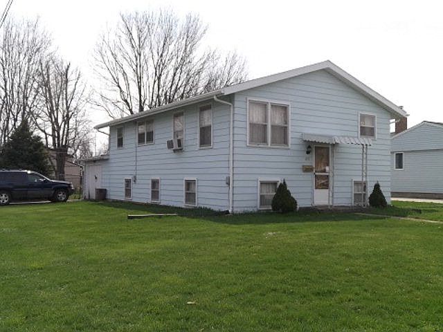 1st image of 455 Lawn Ave