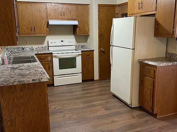 4th image of 503 Tampa Way #1