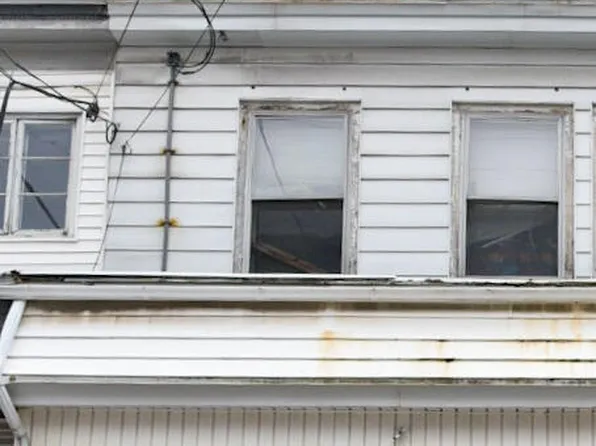 104 N 8th St, Shamokin, PA 17872