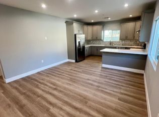 6227 Orion Ave, Van Nuys, CA 91411