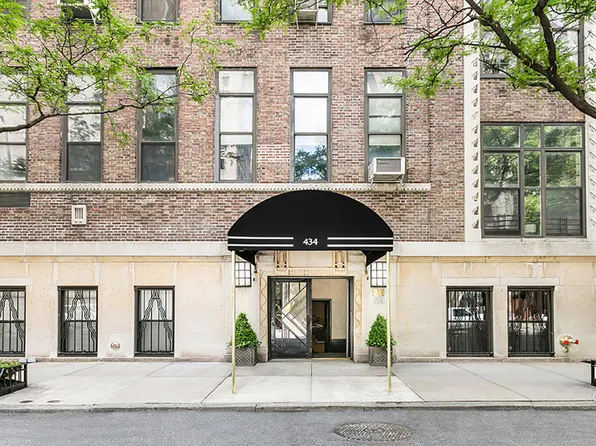 434 East 52nd Street image 1 of 2