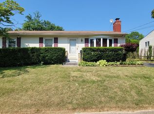 2977 Carnation Ave, Willow Grove, PA 19090