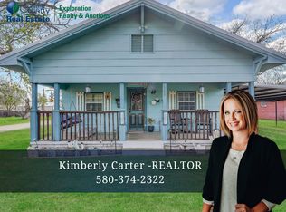 300 S Cedar Ave, Erick, OK 73645