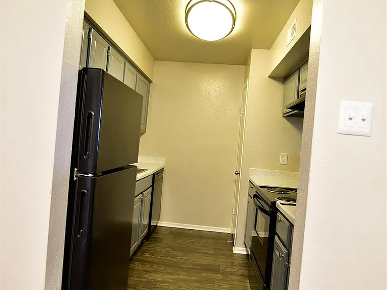 14403 Pavilion Point #488 — Photo 5