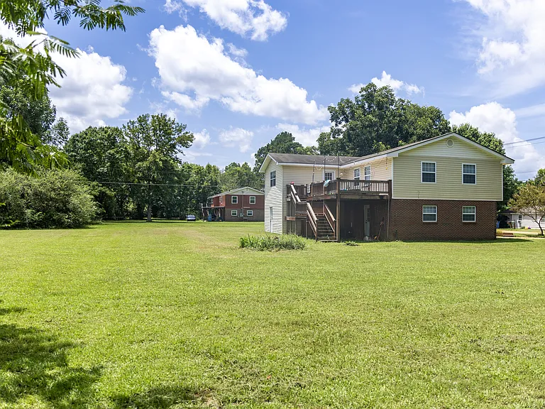 526 County Road 618 — Photo 5