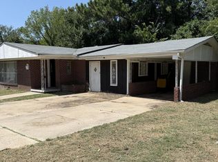 2218 W 17th St, Texarkana, TX 75501