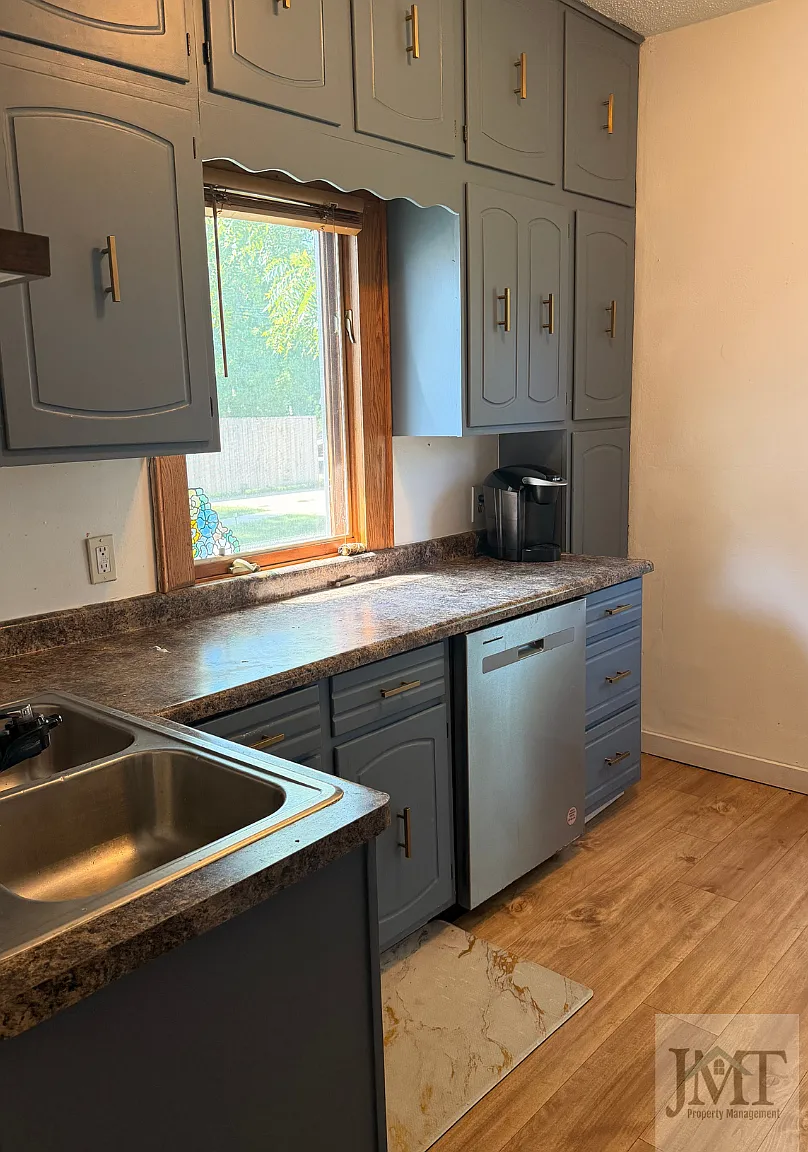 3 bed, 1508 sqft, $1,775 — Photo 3