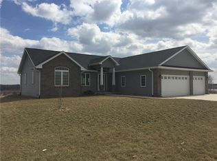 2184 Valley View Pl, Corning, IA 50841