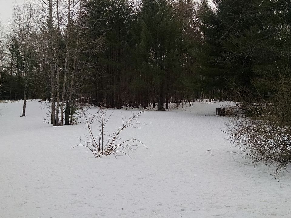2nd image of Cobb Hill Road