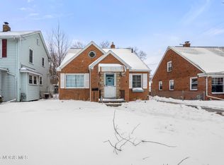 3906 Garrison Rd, Toledo, OH 43613