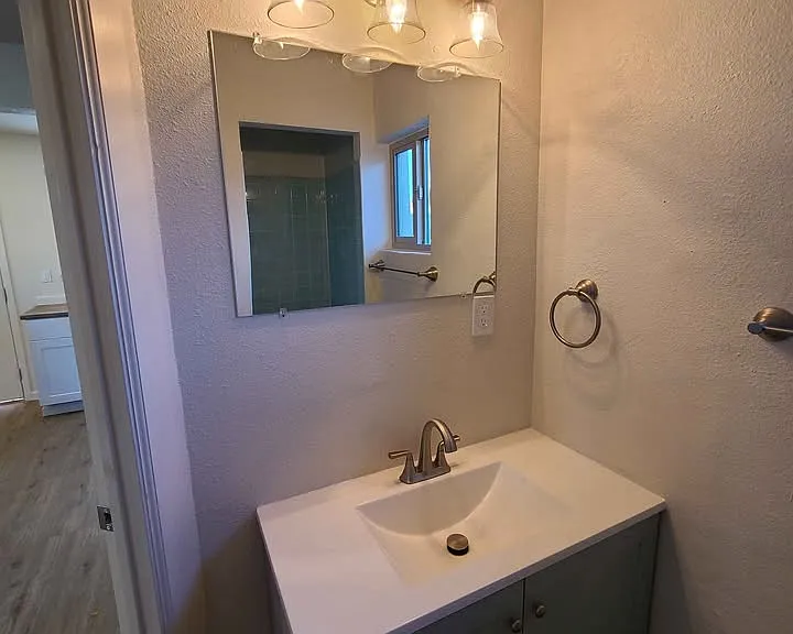 5609 Venezuela Rd #2 — Photo 4