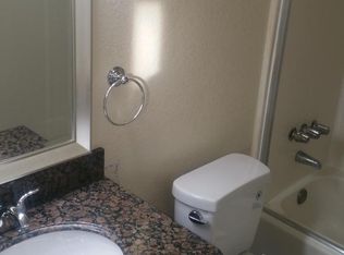 4311 W 120th St APT 2, Hawthorne, CA 90250